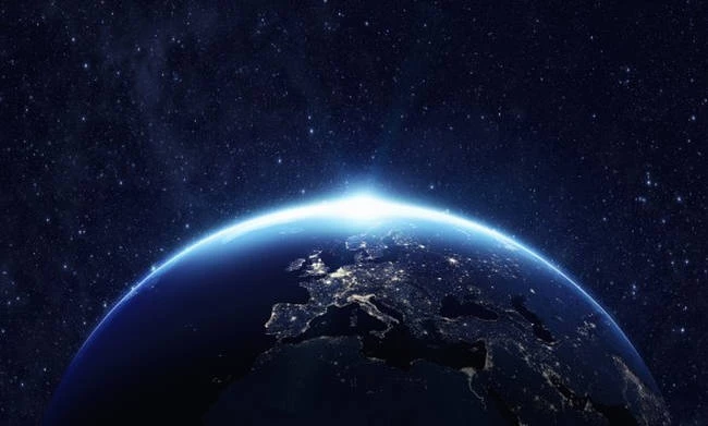 Απίστευτο: Δείτε τι θα γίνει εάν η Γη σταματήσει να γυρίζει (βίντεο)